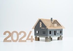 new-year-2024-miniature-house-under-construction-c-2023-11-27-04-52-36-utc